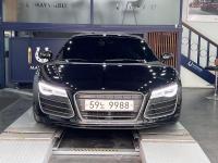 아우디 R8 5.2 V10 쿠페 